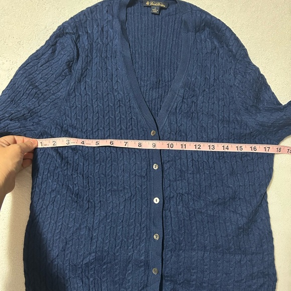 Brooks Brothers Silk Cashmere Navy Blue Knit Cardigan - Picture 7 of 7